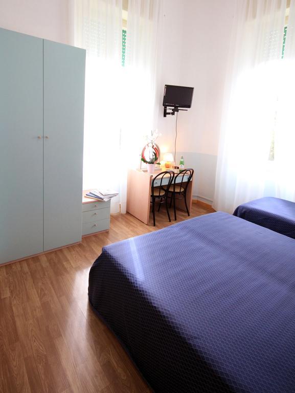 Albergo Villa Gradita ฟอร์เต เดย์ มาร์มี ภายนอก รูปภาพ