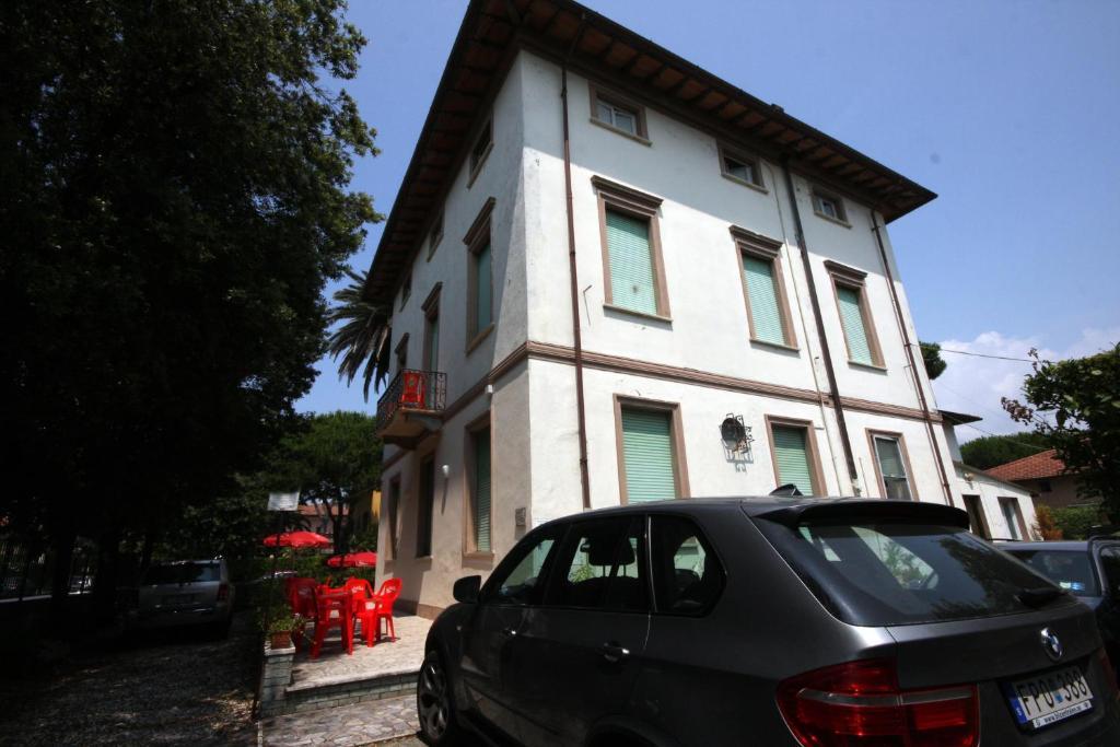 Albergo Villa Gradita ฟอร์เต เดย์ มาร์มี ภายนอก รูปภาพ